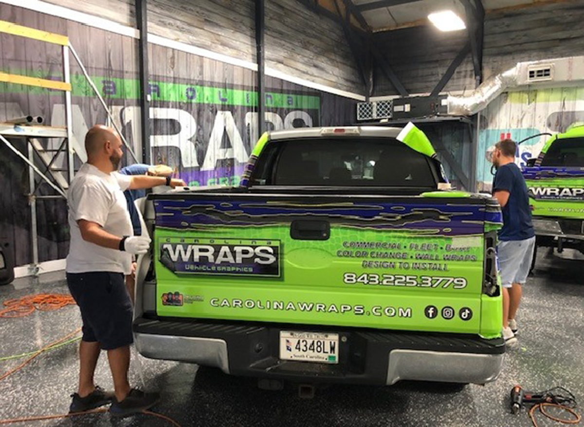 vehicle lettering and graphics near me